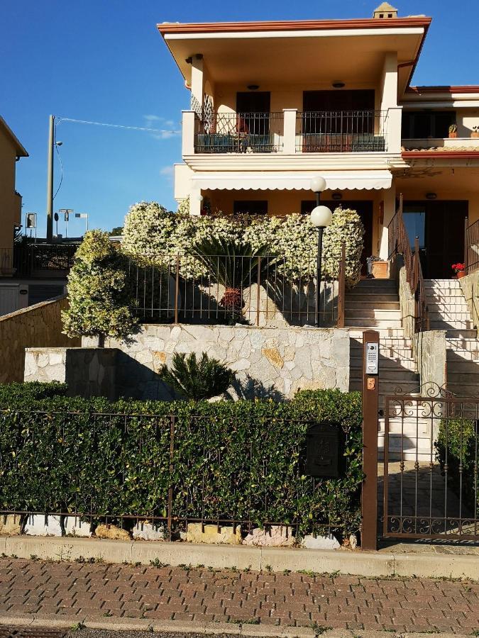 Grazioso Appartamento A 5 Minuti Di Auto Dal Mare Scarlino Exterior foto